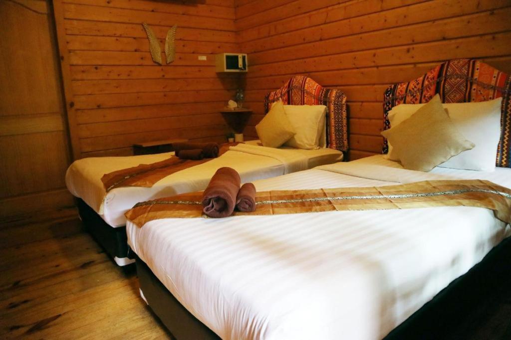 Loghome Boutique Hotel 3*