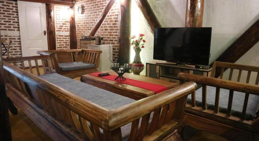 Loghome Boutique 3*