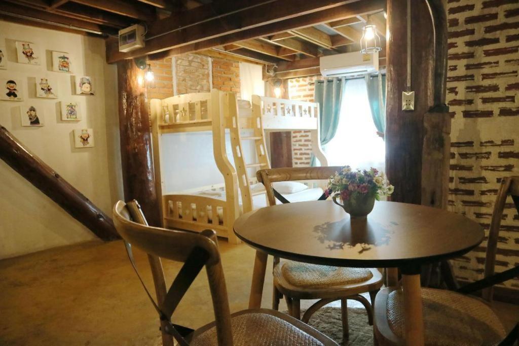 Loghome Boutique Chiang Mai